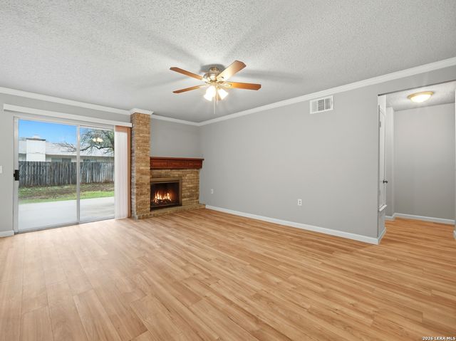 9471 Points Edge, San Antonio, TX 78250