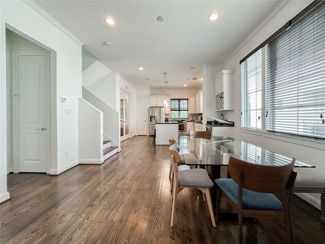 2 Hermann Park Court, Houston, TX 77021