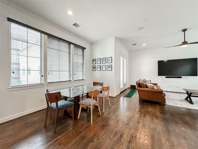 2 Hermann Park Court, Houston, TX 77021