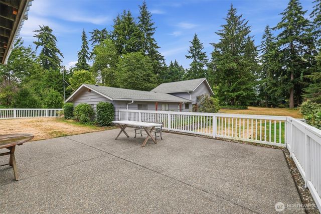 1269 SW 301st Street, Federal Way, WA 98023