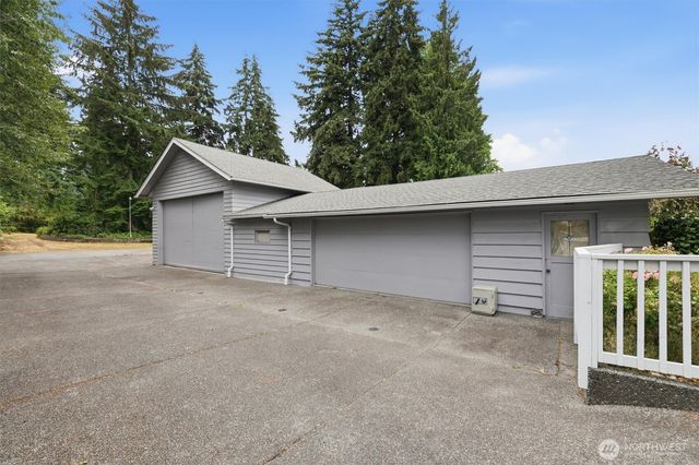 1269 SW 301st Street, Federal Way, WA 98023