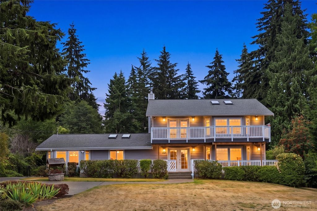 1269 SW 301st Street, Federal Way, WA 98023