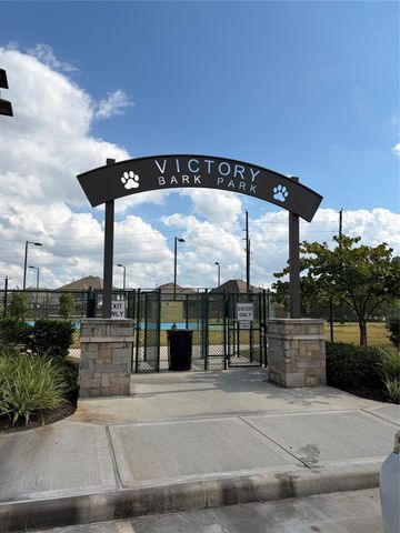 12806 Crombie Drive, Humble, TX 77346