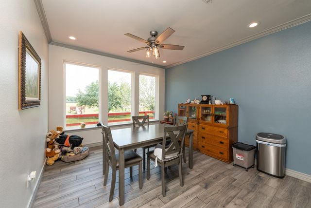 313 Lakeshore Dr, Sandia, TX 78383
