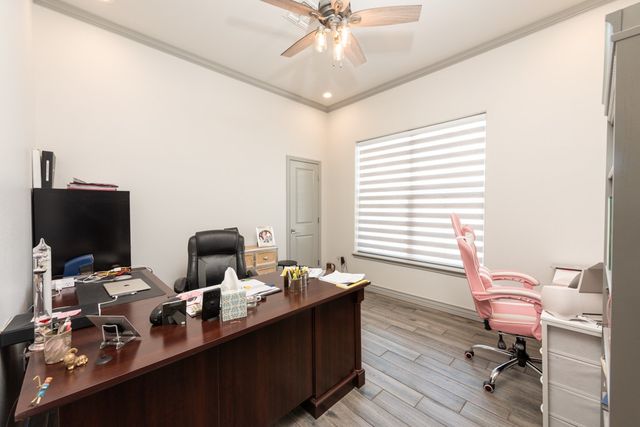313 Lakeshore Dr, Sandia, TX 78383