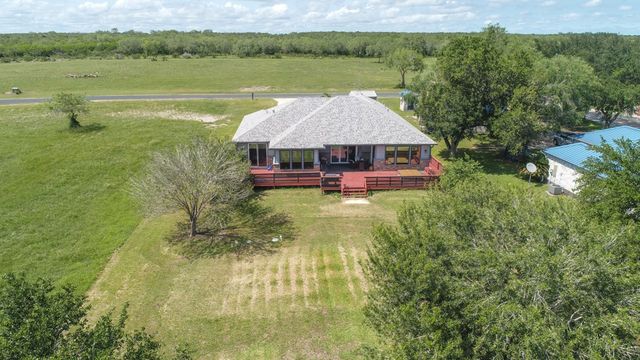 313 Lakeshore Dr, Sandia, TX 78383