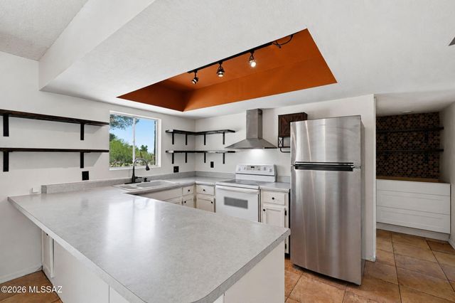 1560 N Calle Valencia, Oracle, AZ 85623