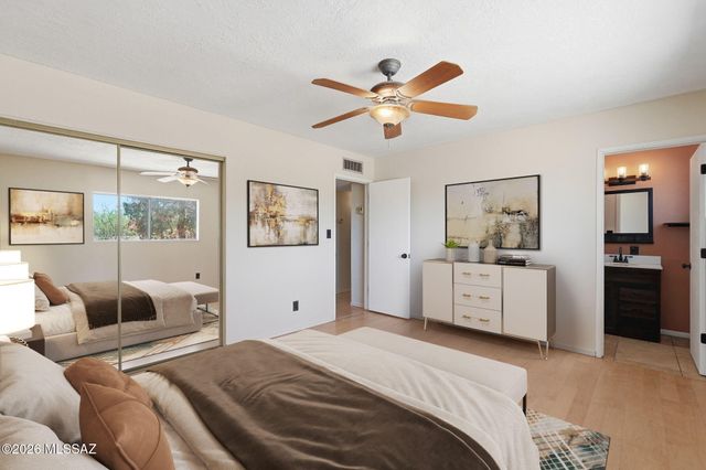 1560 N Calle Valencia, Oracle, AZ 85623