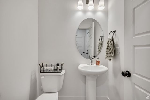 4552 E SILVER RIDGE RD, Eagle Mountain, UT 84005