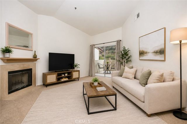 5805 Oak Bend Lane 407, Oak Park, CA 91377