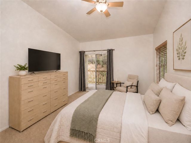 5805 Oak Bend Lane 407, Oak Park, CA 91377