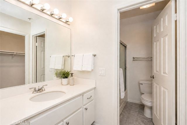 5805 Oak Bend Lane 407, Oak Park, CA 91377