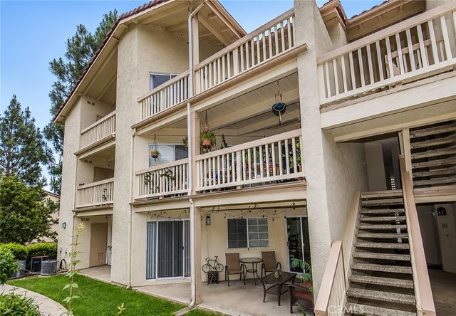5805 Oak Bend Lane 407, Oak Park, CA 91377