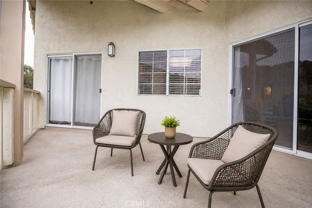 5805 Oak Bend Lane 407, Oak Park, CA 91377