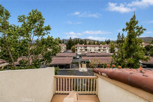 5805 Oak Bend Lane 407, Oak Park, CA 91377
