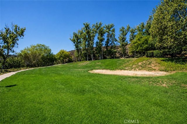 5805 Oak Bend Lane 407, Oak Park, CA 91377