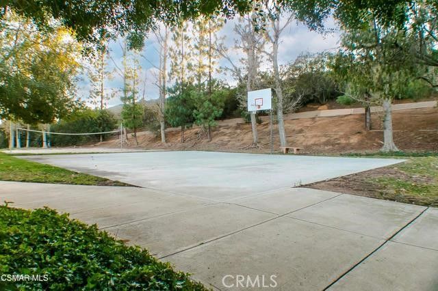 5805 Oak Bend Lane 407, Oak Park, CA 91377