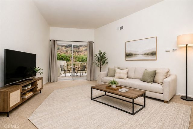 5805 Oak Bend Lane 407, Oak Park, CA 91377