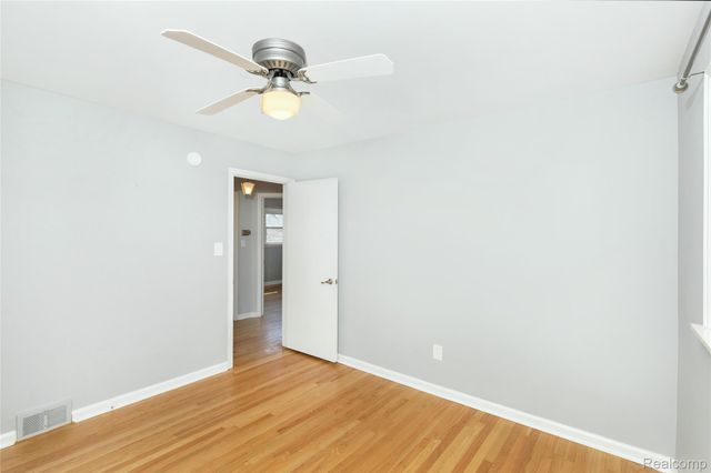 17308 Helen Street, Allen Park, MI 48101