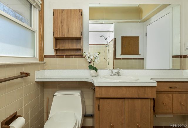 17308 Helen Street, Allen Park, MI 48101