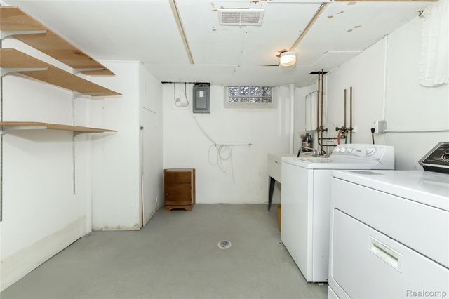 17308 Helen Street, Allen Park, MI 48101