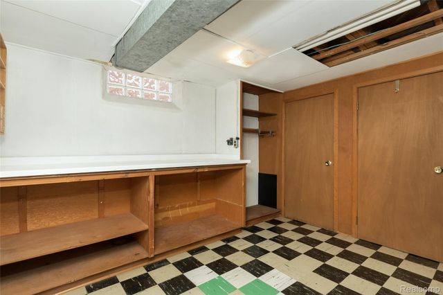 17308 Helen Street, Allen Park, MI 48101