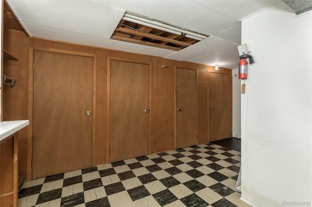 17308 Helen Street, Allen Park, MI 48101