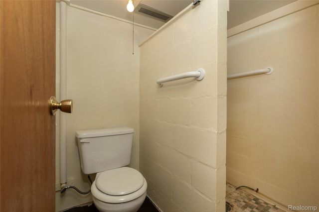 17308 Helen Street, Allen Park, MI 48101