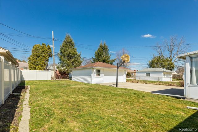 17308 Helen Street, Allen Park, MI 48101