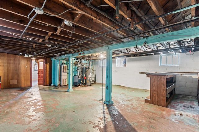 2964 S 11th STREET, Milwaukee, WI 53215