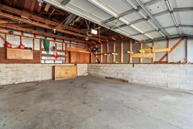 2964 S 11th STREET, Milwaukee, WI 53215