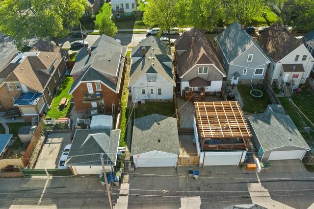 2964 S 11th STREET, Milwaukee, WI 53215