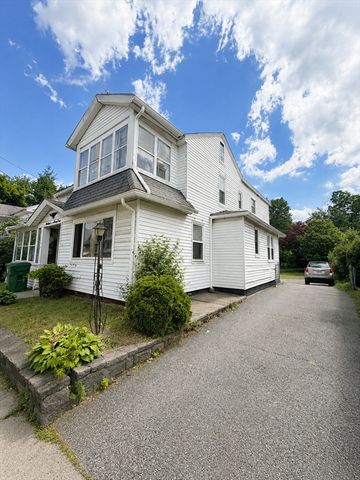 123 Grape St, Chicopee, MA 01013