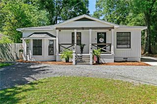 10 Bayou Oaks Drive, Saraland, AL 36571