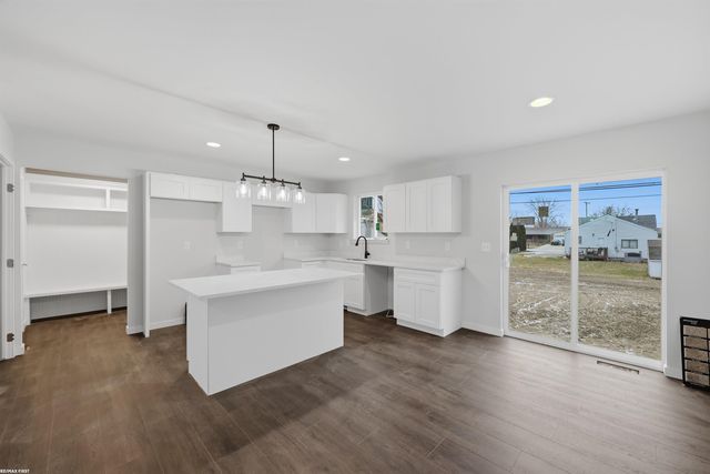 -0- Tennessee Street, Roseville, MI 48066