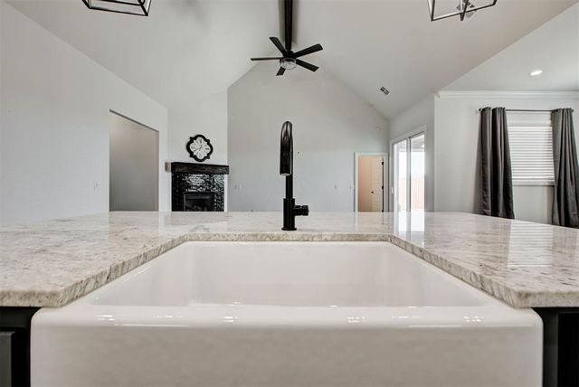 5108 W McCann Court, Mustang, OK 73064