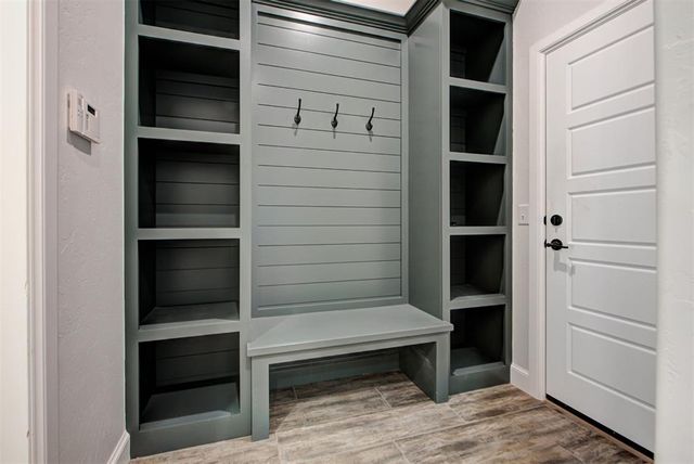 5108 W McCann Court, Mustang, OK 73064