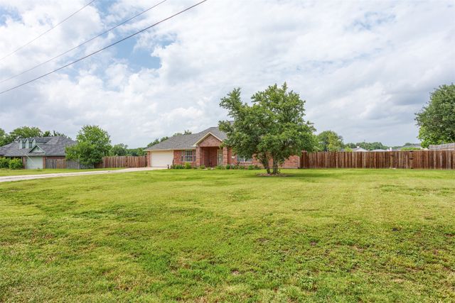 500 Meadow Drive, Lowry Crossing, TX 75069