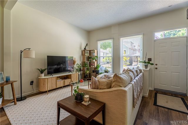 75 Mariner Street, Buffalo, NY 14201