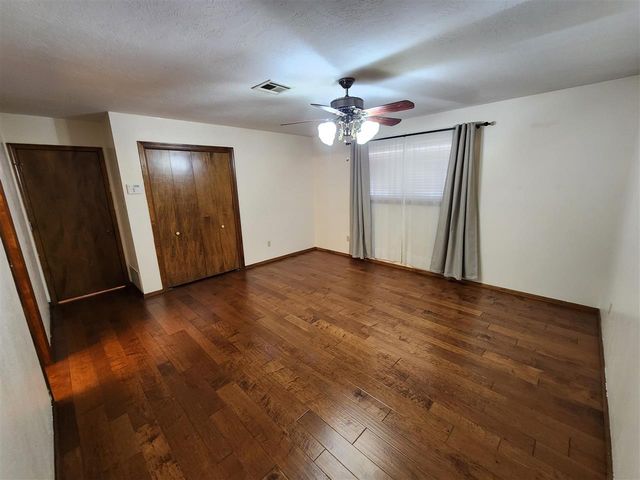 7814 NW Baldwin Ave, Lawton, OK 73505