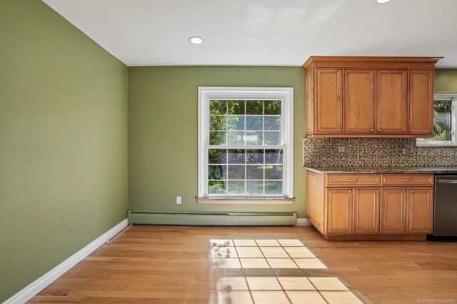 7074 Grenadier Court, Shelby Twp, MI 48317
