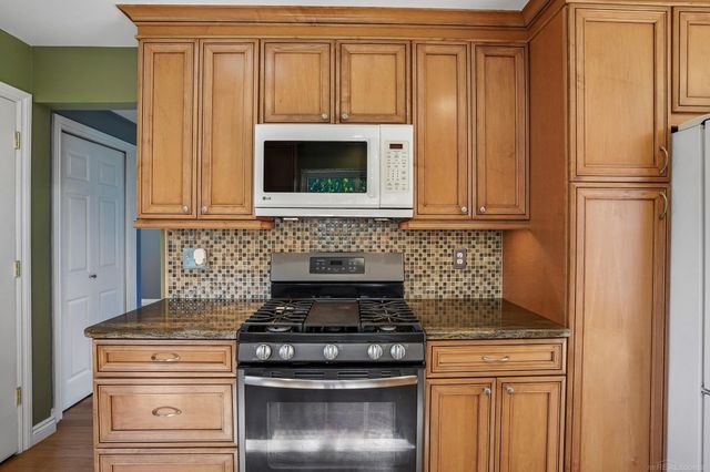 7074 Grenadier Court, Shelby Twp, MI 48317