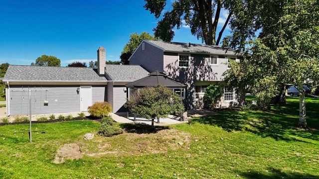 7074 Grenadier Court, Shelby Twp, MI 48317