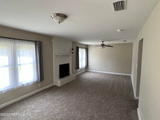 1416 FRED GRAY Road, Jacksonville, FL 32218