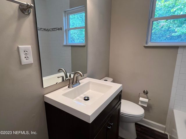 1416 FRED GRAY Road, Jacksonville, FL 32218