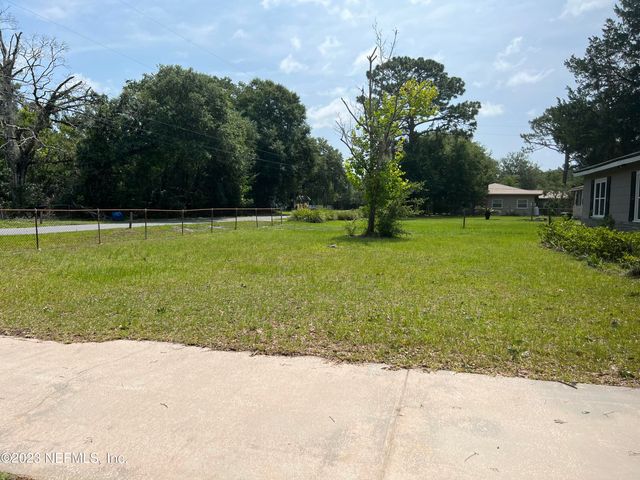 1416 FRED GRAY Road, Jacksonville, FL 32218