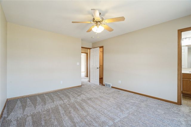 1450 Cedar River Drive, Palo, IA 52324