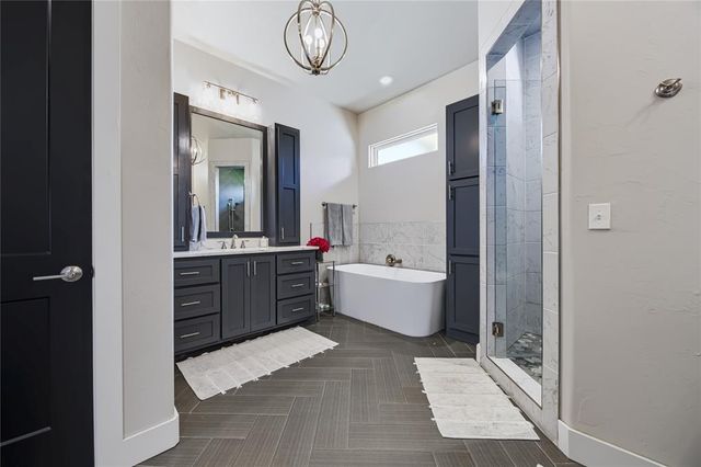21485 S Sawtooth Circle, Edmond, OK 73012