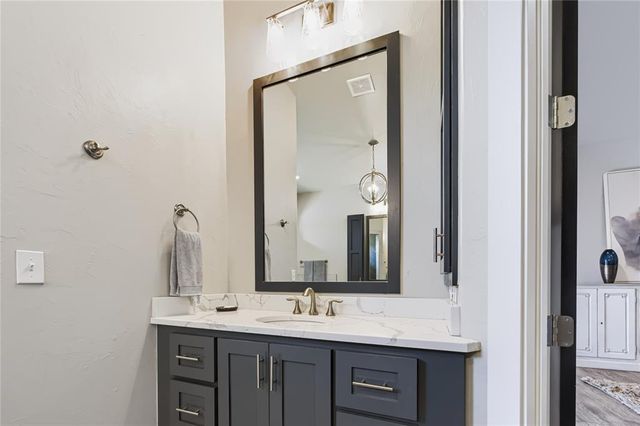 21485 S Sawtooth Circle, Edmond, OK 73012