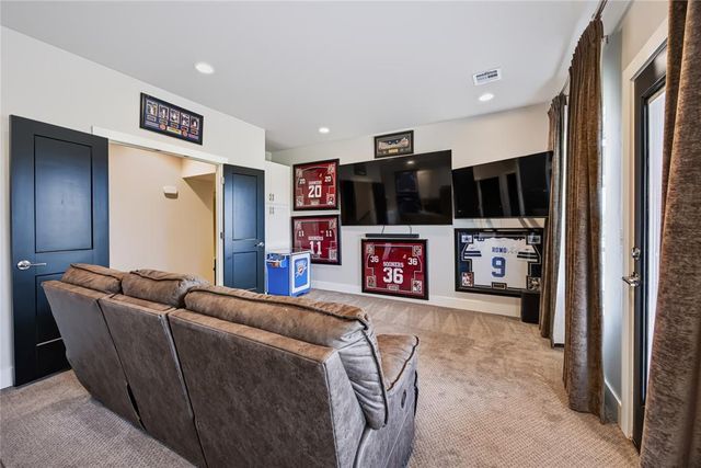 21485 S Sawtooth Circle, Edmond, OK 73012